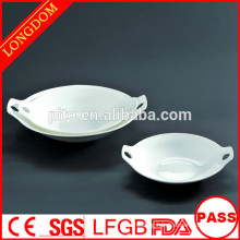 2015 new design hotel restaurant white porcelain round serving plate with hand